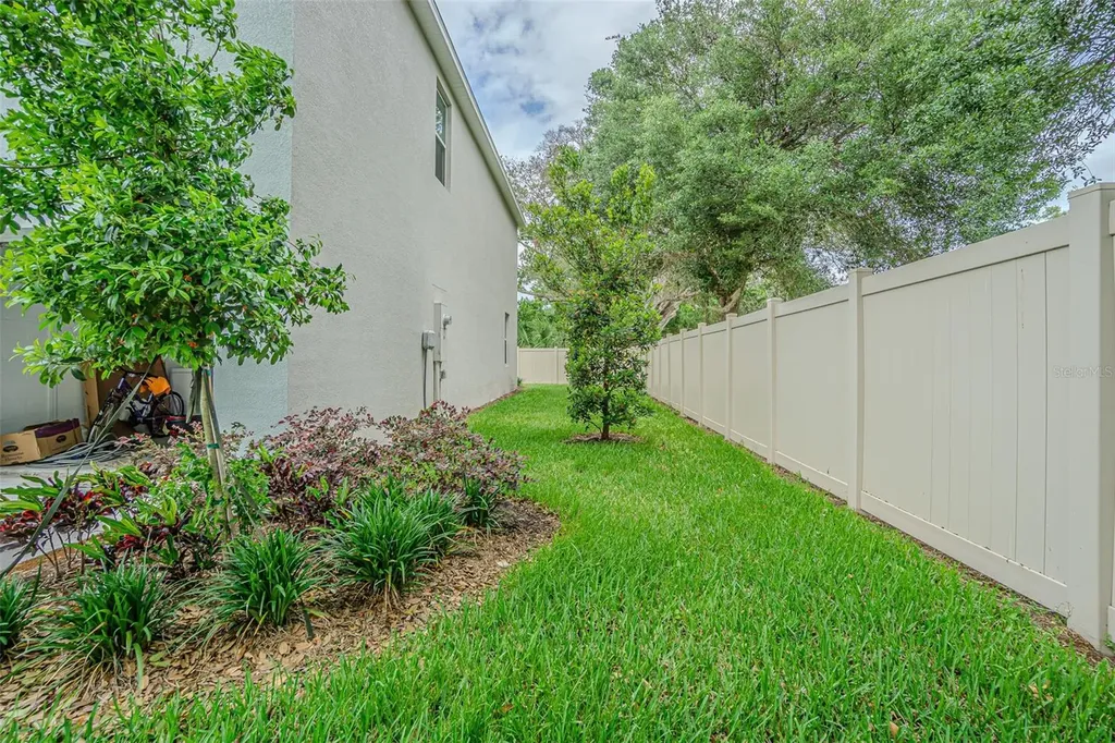 6358 Sophie Oaks Court Tampa FL 33610