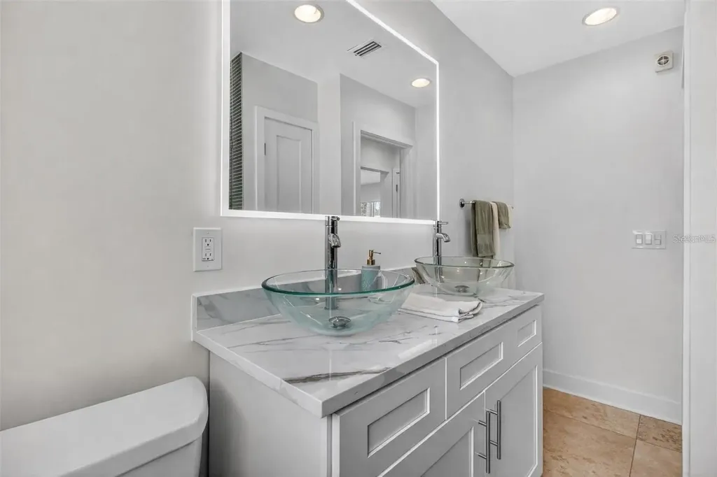 517 39th Avenue St Pete Beach FL 33706