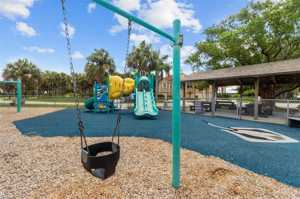 517 39th Avenue St Pete Beach FL 33706