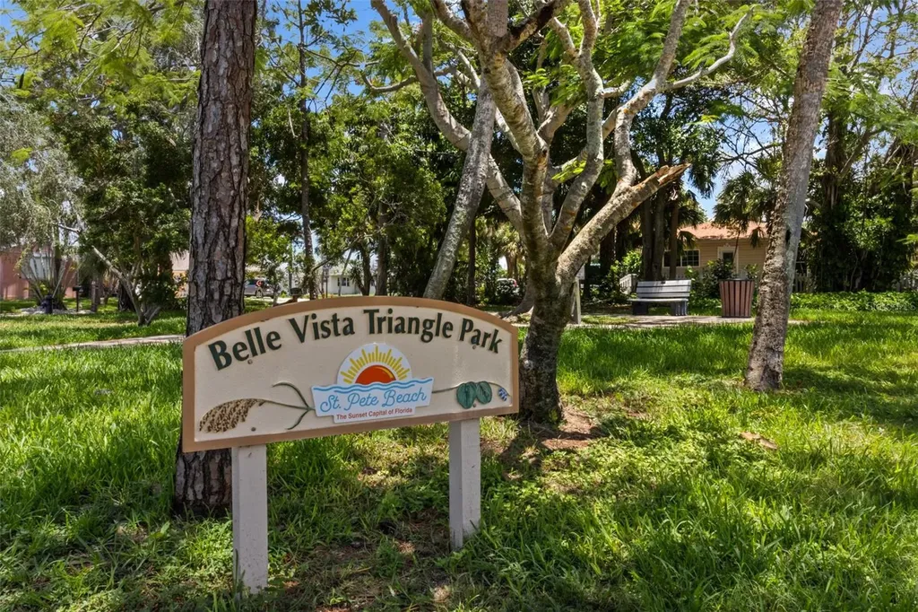 517 39th Avenue St Pete Beach FL 33706