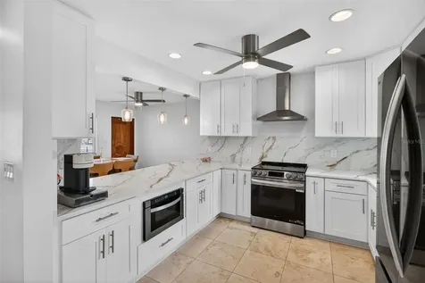517 39th Avenue St Pete Beach FL 33706