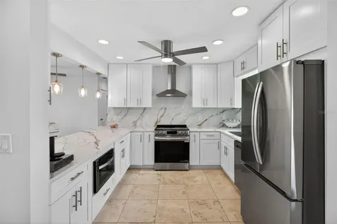 517 39th Avenue St Pete Beach FL 33706