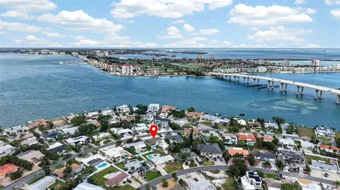 517 39th Avenue St Pete Beach FL 33706