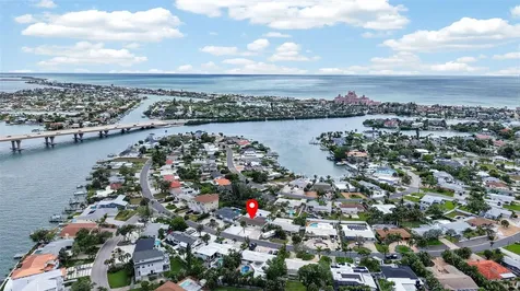 517 39th Avenue St Pete Beach FL 33706