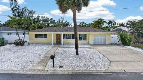 517 39th Avenue St Pete Beach FL 33706