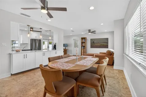 517 39th Avenue St Pete Beach FL 33706