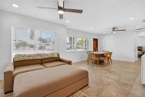 517 39th Avenue St Pete Beach FL 33706