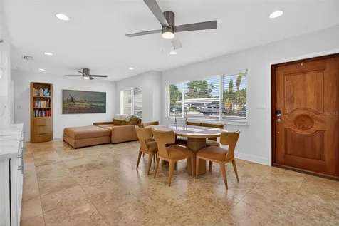 517 39th Avenue St Pete Beach FL 33706