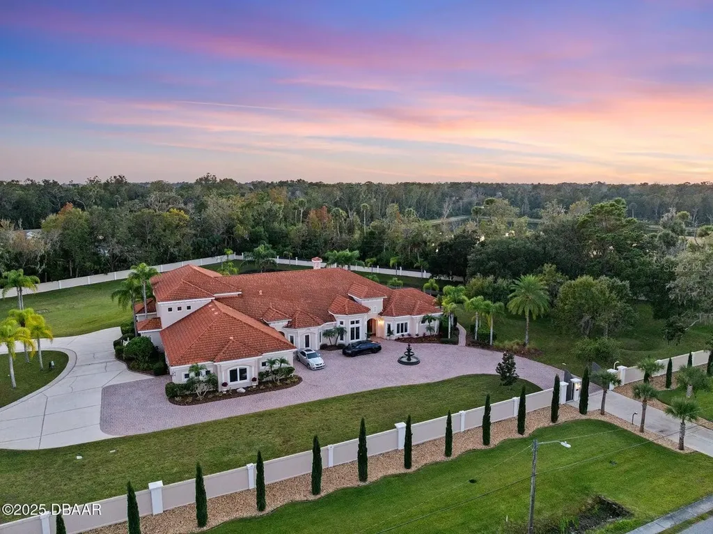 602 Tomoka Avenue Ormond Beach FL 32174