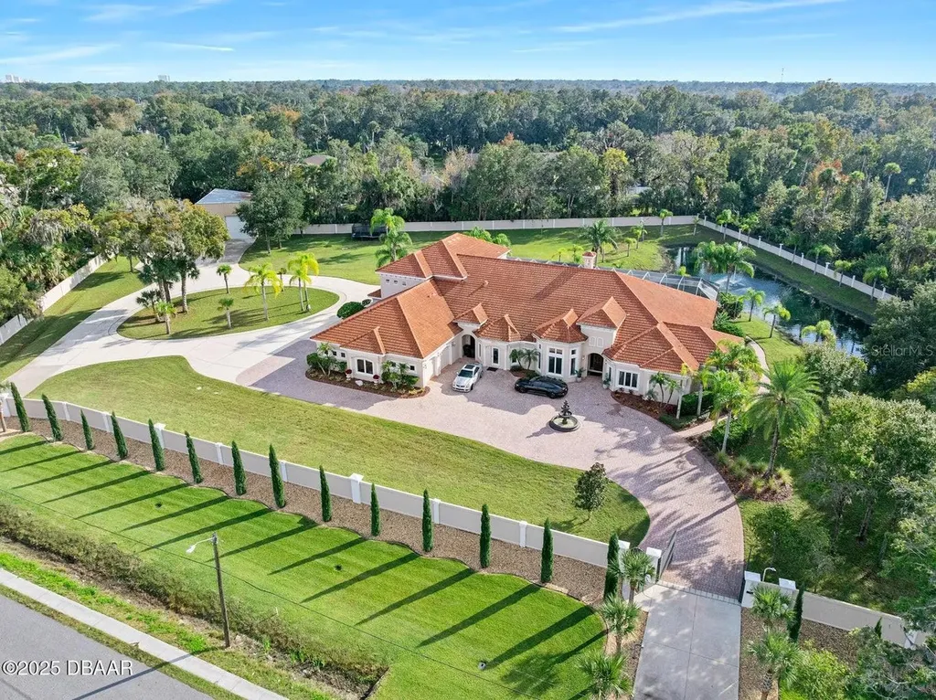 602 Tomoka Avenue Ormond Beach FL 32174