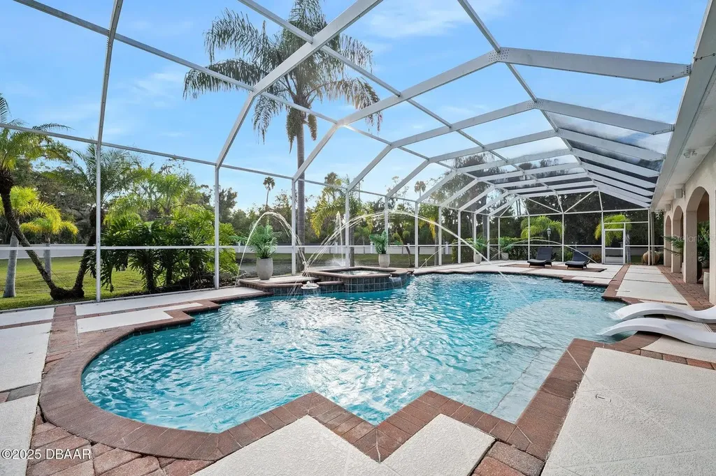602 Tomoka Avenue Ormond Beach FL 32174