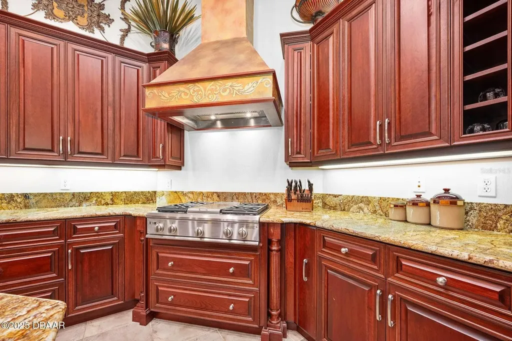 602 Tomoka Avenue Ormond Beach FL 32174