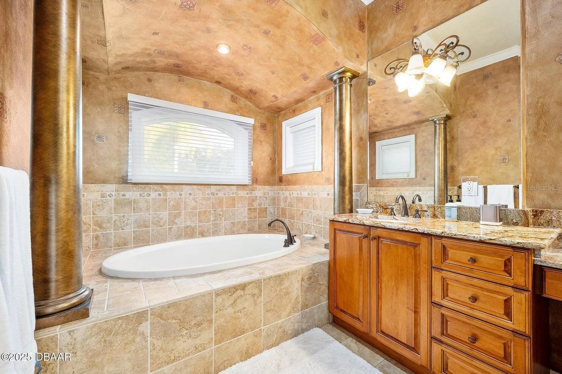 602 Tomoka Avenue Ormond Beach FL 32174