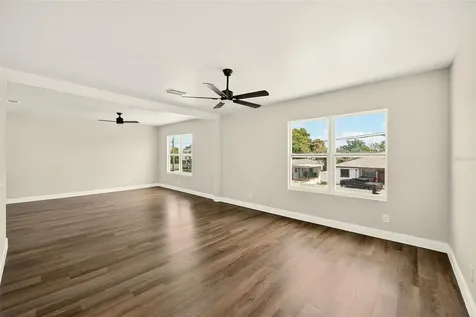 206 N Macdill Avenue Tampa FL 33609