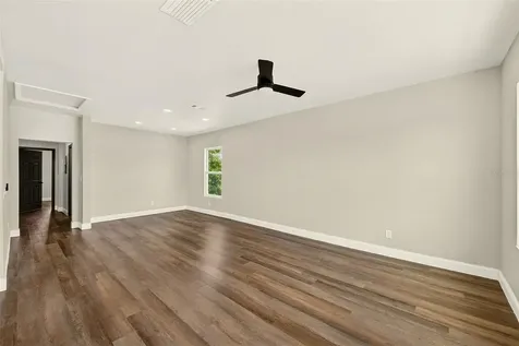 206 N Macdill Avenue Tampa FL 33609