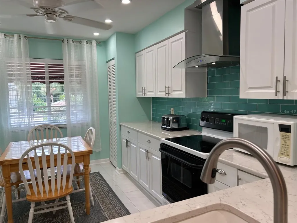 6101 34th Street W Bradenton FL 34210