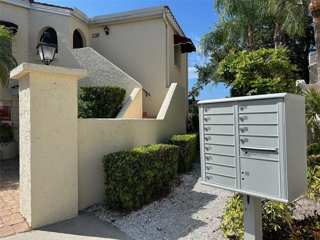 6101 34th Street W Bradenton FL 34210