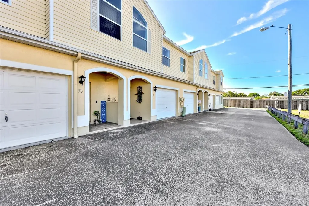 6400 46th Avenue N Kenneth City FL 33709