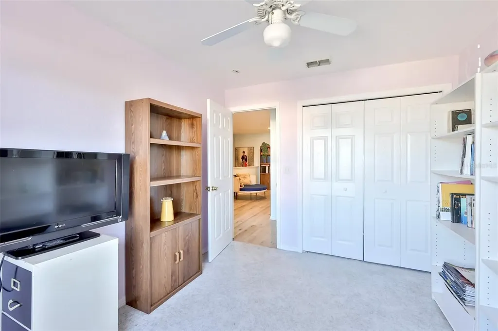 6400 46th Avenue N Kenneth City FL 33709