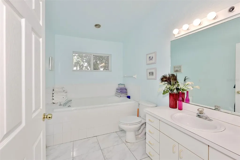 6400 46th Avenue N Kenneth City FL 33709