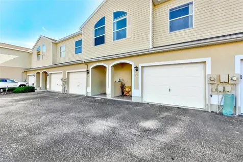 6400 46th Avenue N Kenneth City FL 33709