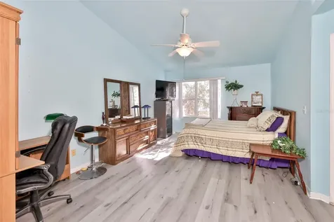6400 46th Avenue N Kenneth City FL 33709