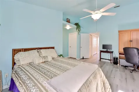 6400 46th Avenue N Kenneth City FL 33709