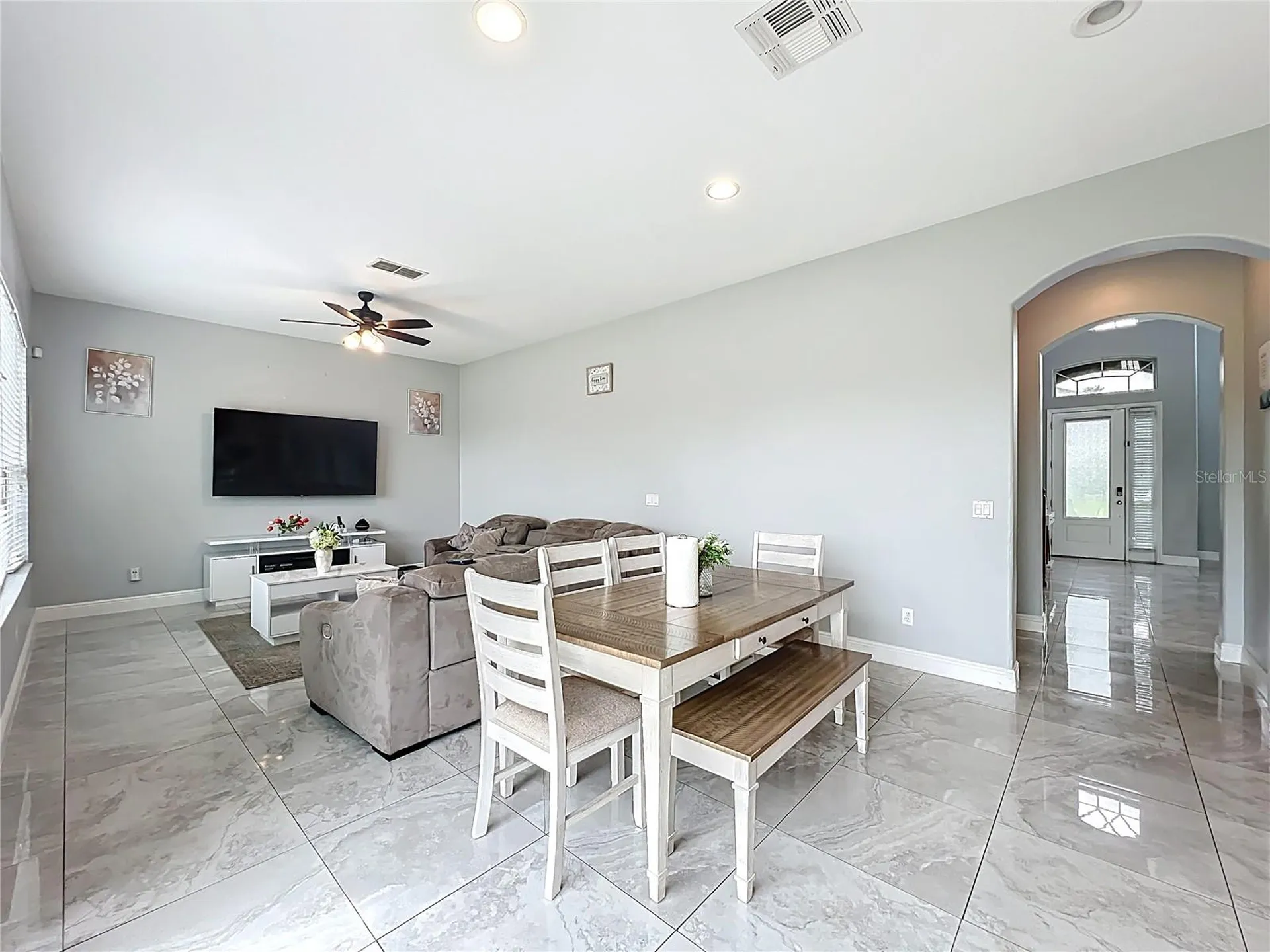 2238 Cedar Garden Drive Orlando FL 32824