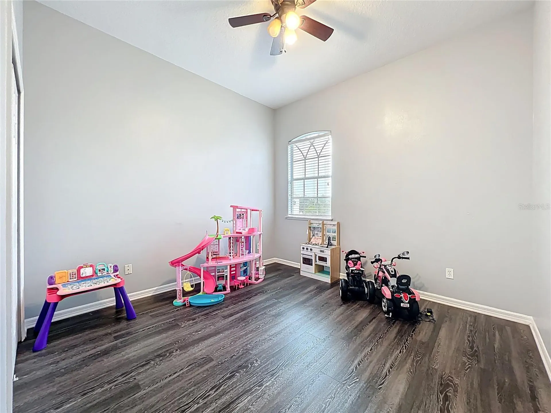 2238 Cedar Garden Drive Orlando FL 32824