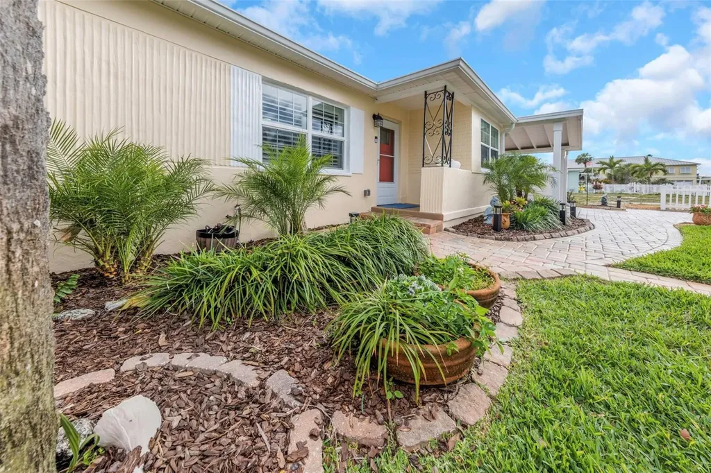 550 80th Avenue St Pete Beach FL 33706