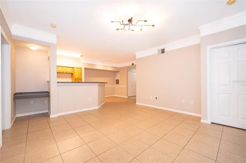 6663 Queens Borough Avenue Orlando FL 32835