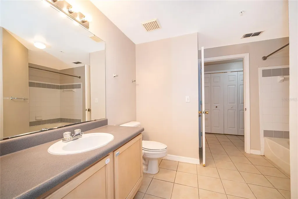 6663 Queens Borough Avenue Orlando FL 32835