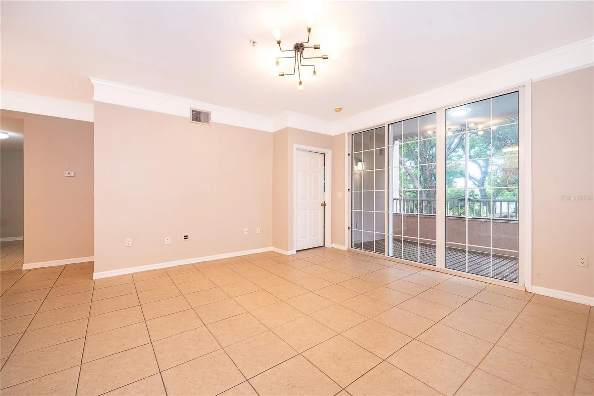 6663 Queens Borough Avenue Orlando FL 32835