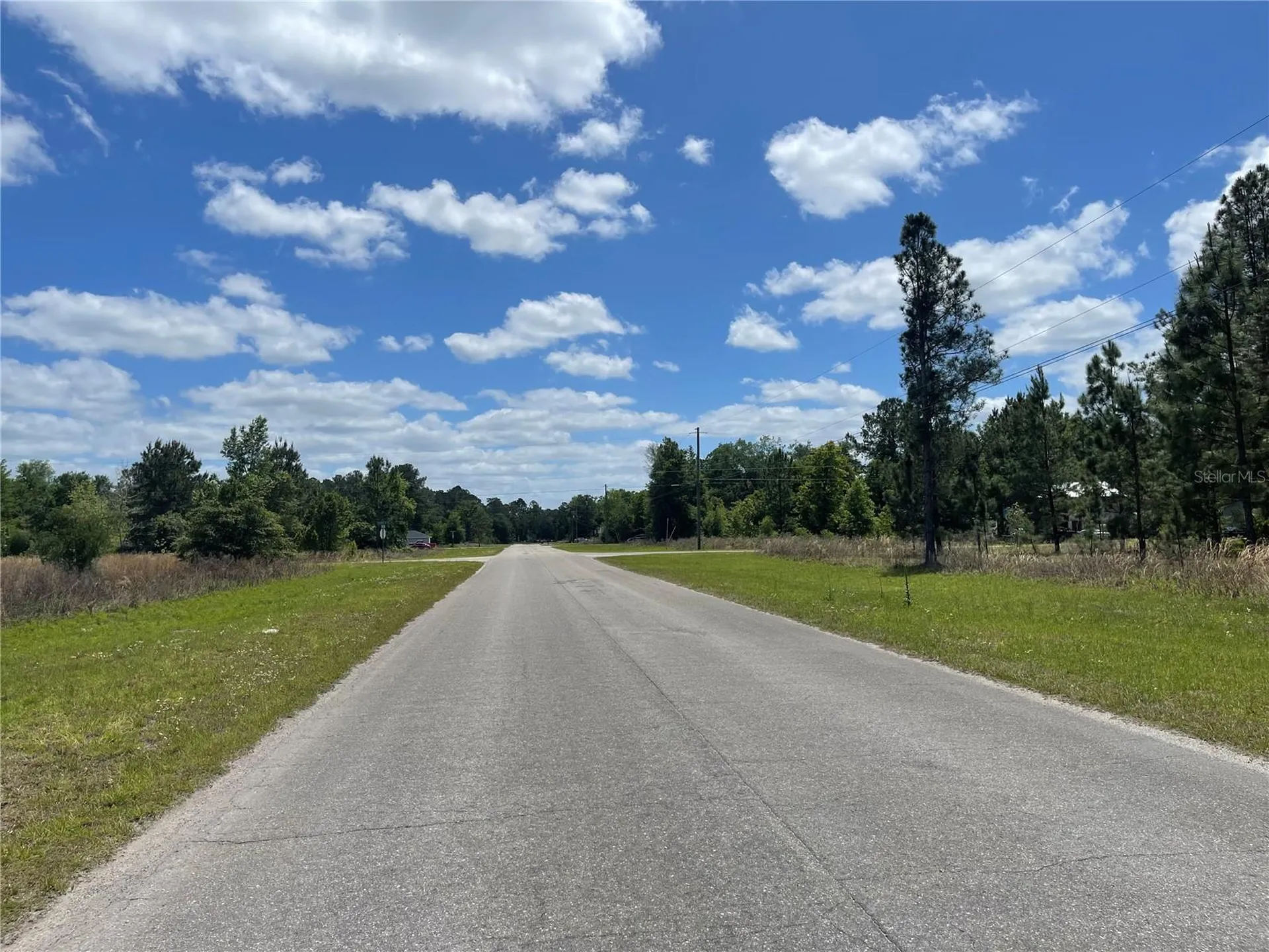 200 Fisher Road Ocklawaha FL 32179
