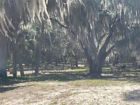200 Fisher Road Ocklawaha FL 32179