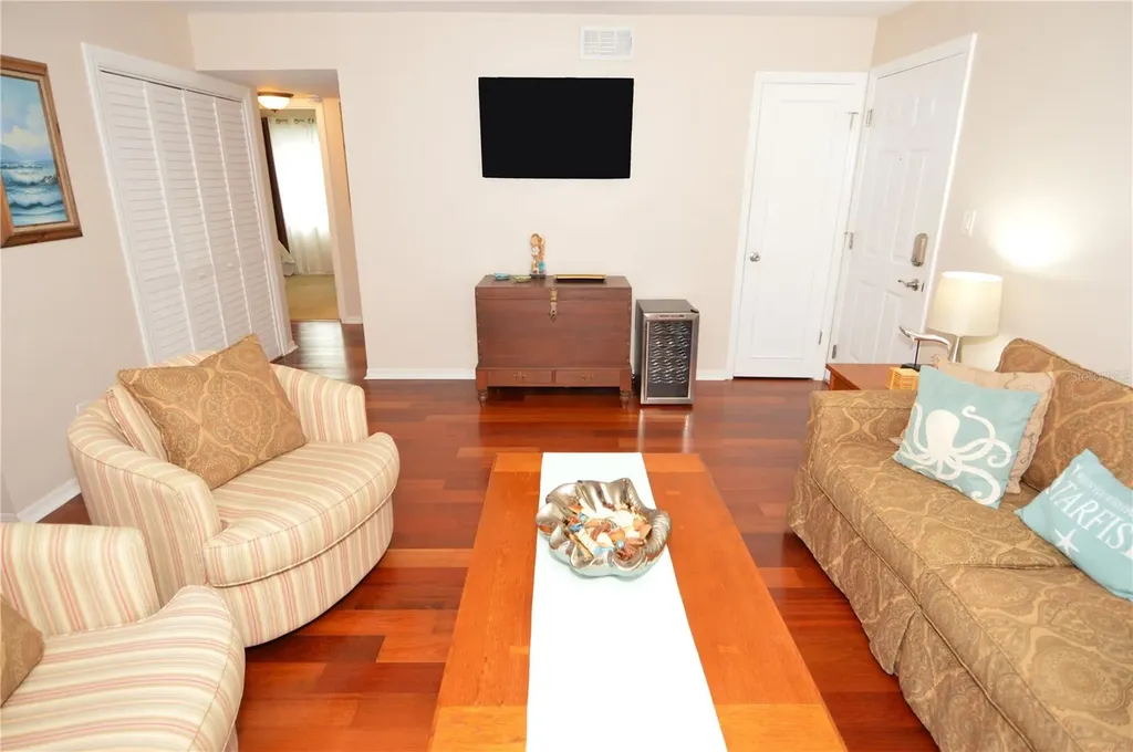 213 Seahorse Drive SE St Petersburg FL 33705