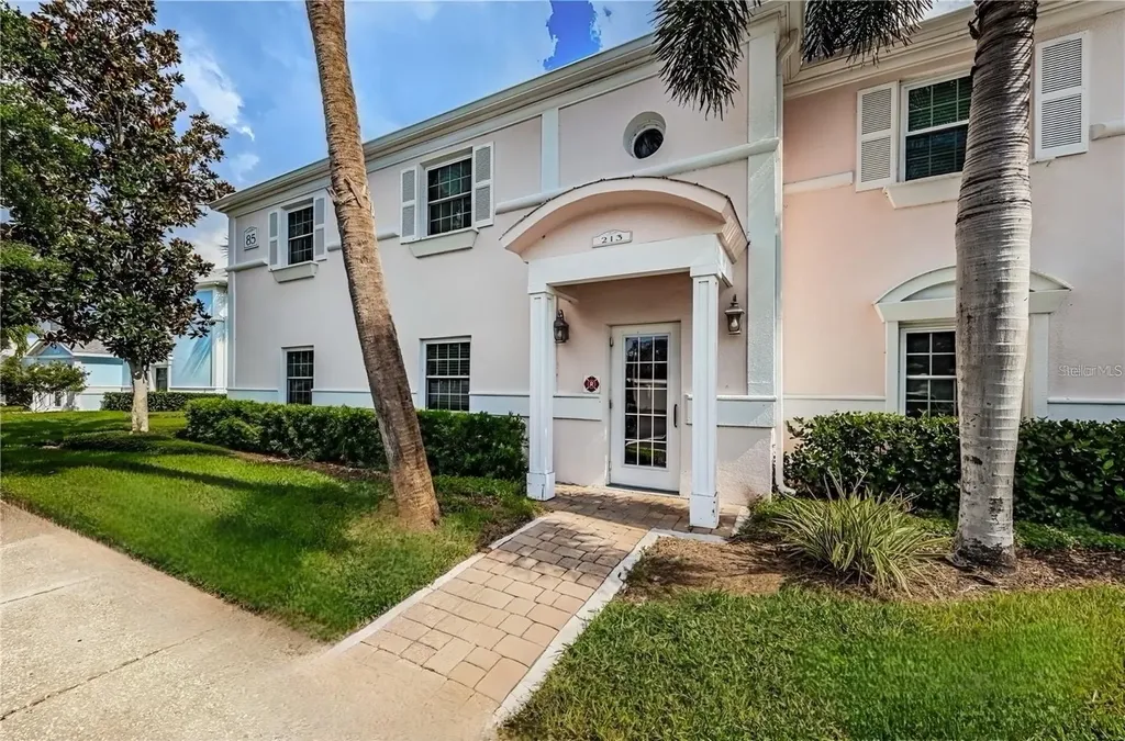 213 Seahorse Drive SE St Petersburg FL 33705