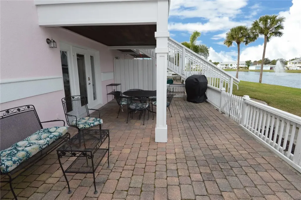 213 Seahorse Drive SE St Petersburg FL 33705