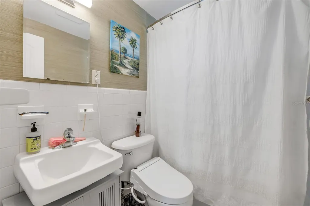 308 Normandy Avenue New Smyrna Beach FL 32169