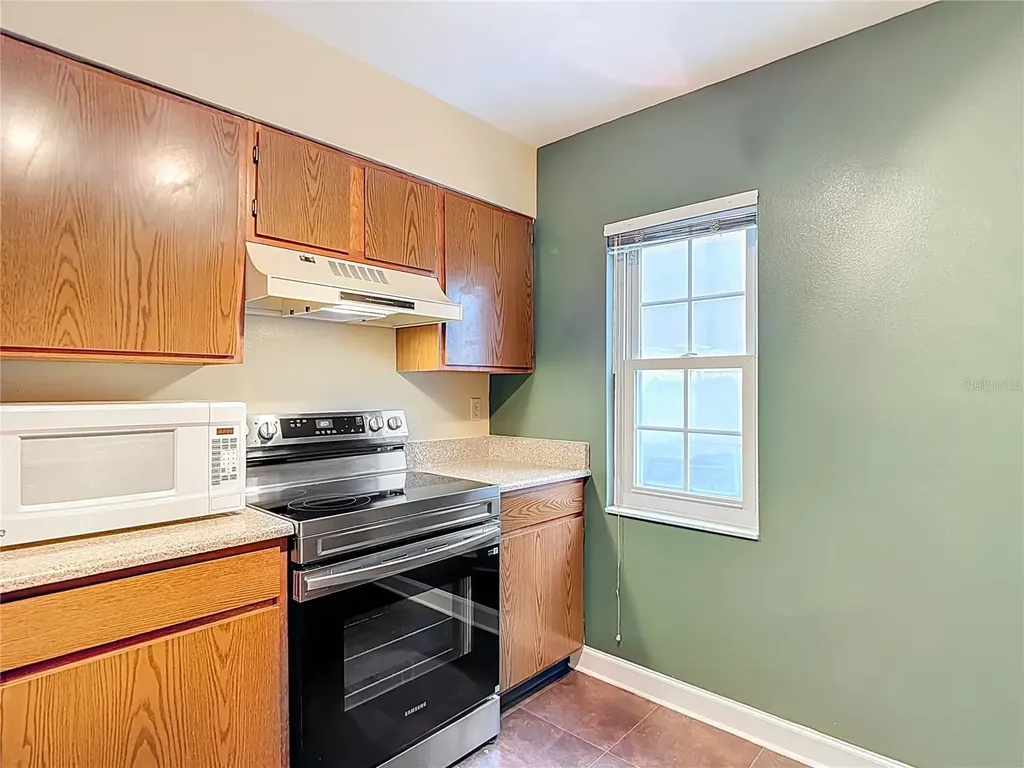 16851 Le Clare Shores Drive Tampa FL 33624