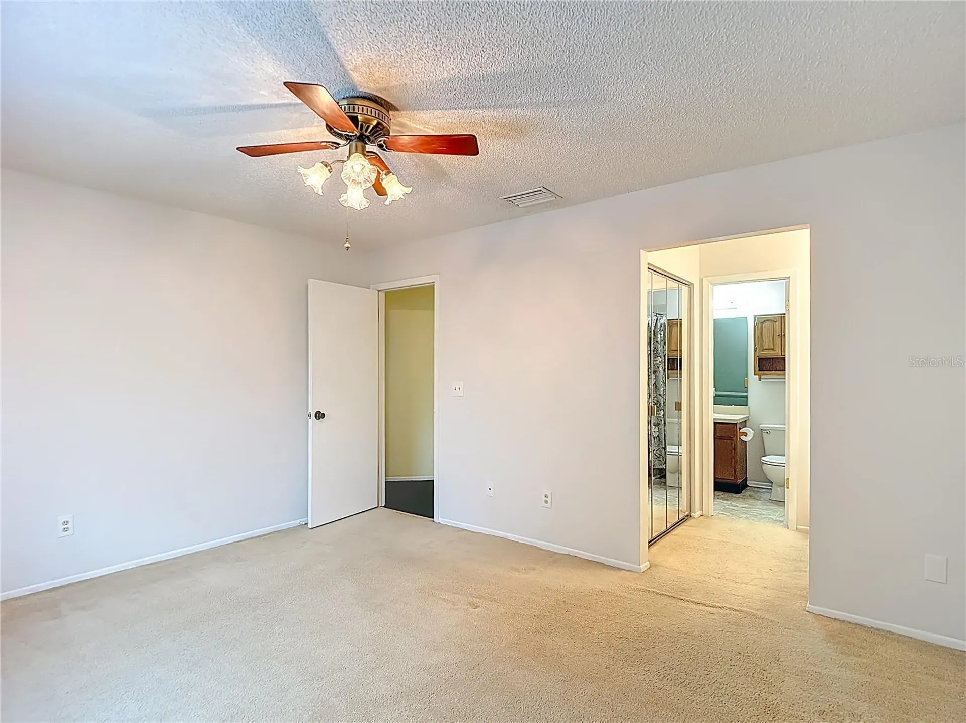 16851 Le Clare Shores Drive Tampa FL 33624