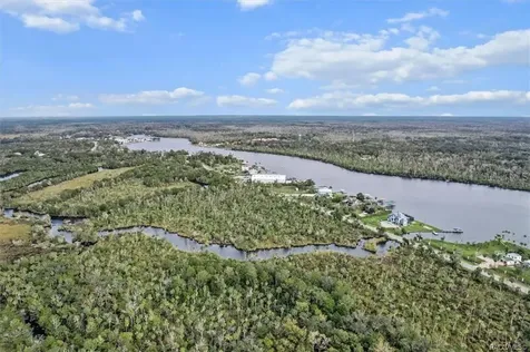 10460 W New York Street Homosassa FL 34448