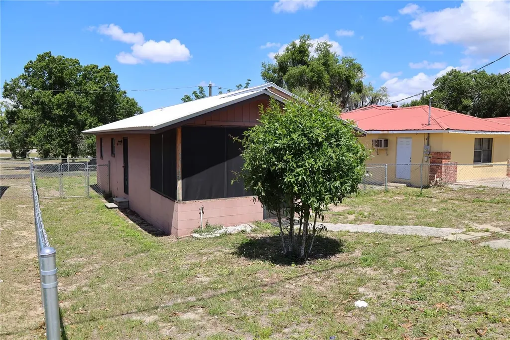 517 Harris Street Sebring FL 33870