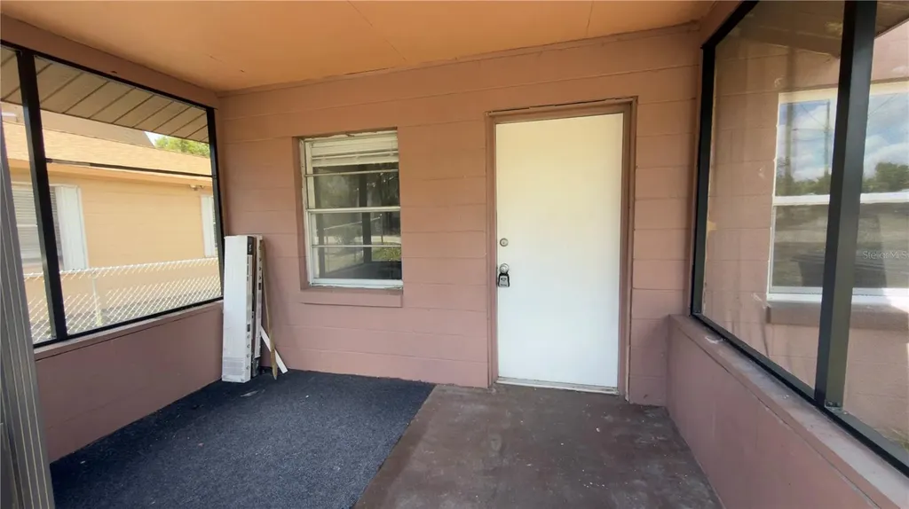 517 Harris Street Sebring FL 33870
