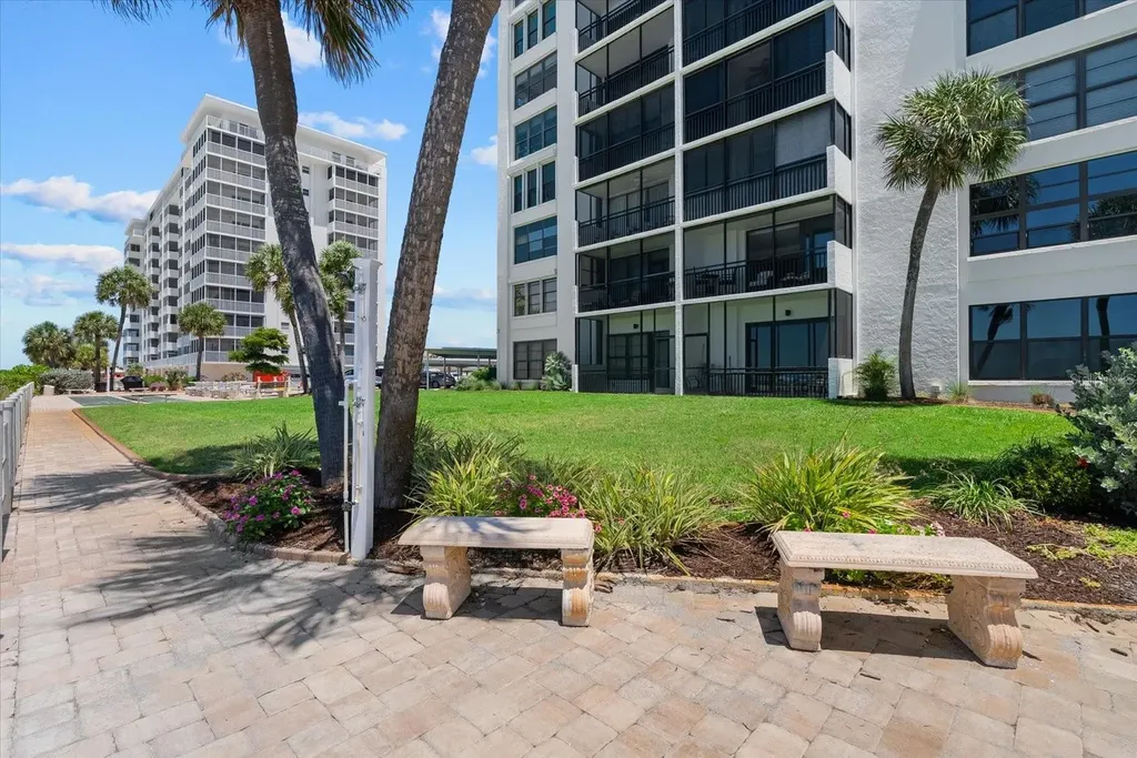 627 Alhambra Road Venice FL 34285