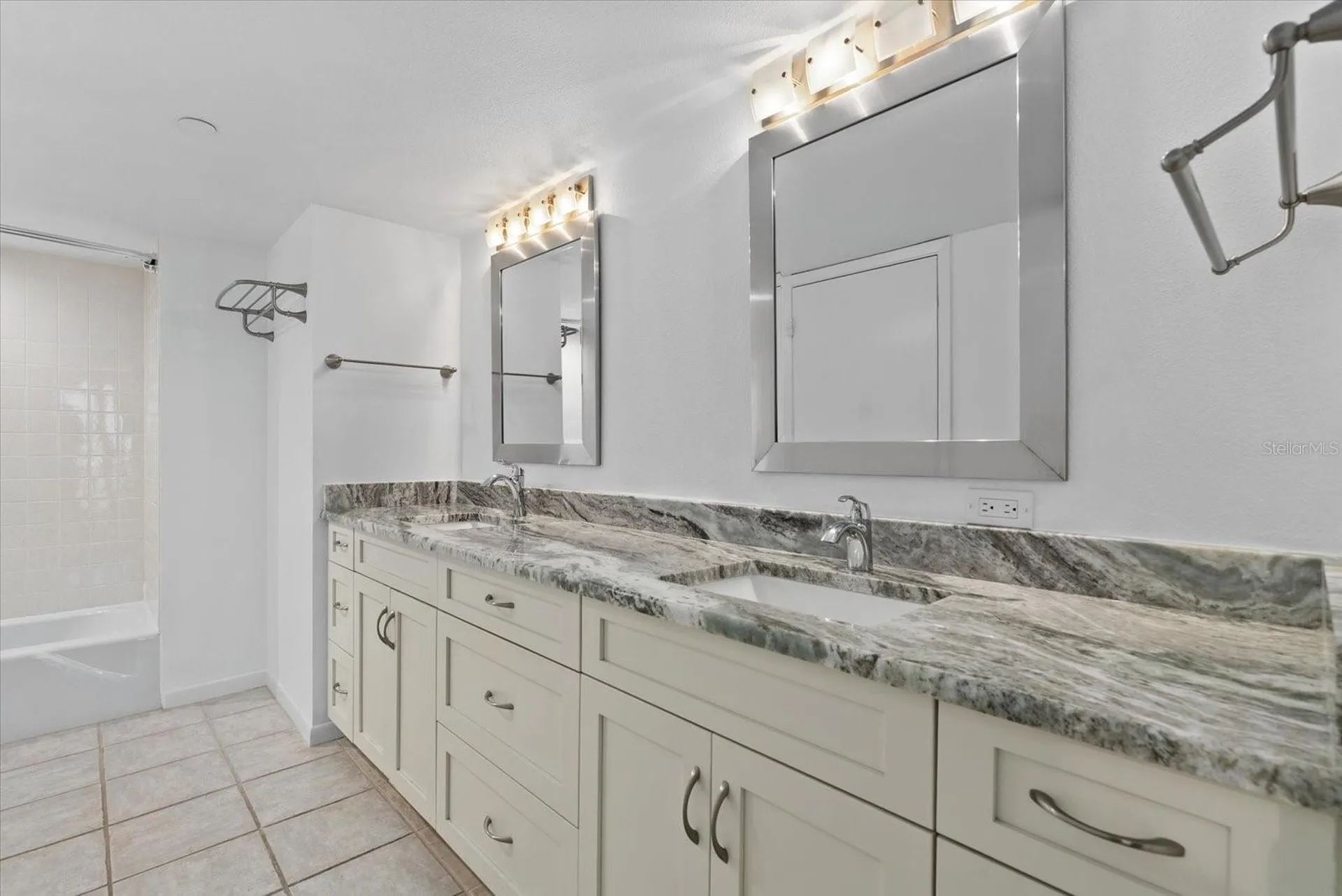 627 Alhambra Road Venice FL 34285