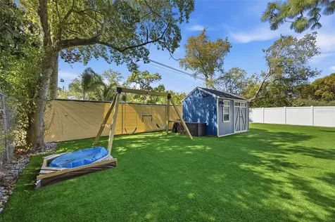 720 Locust Street Tarpon Springs FL 34689