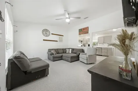 720 Locust Street Tarpon Springs FL 34689