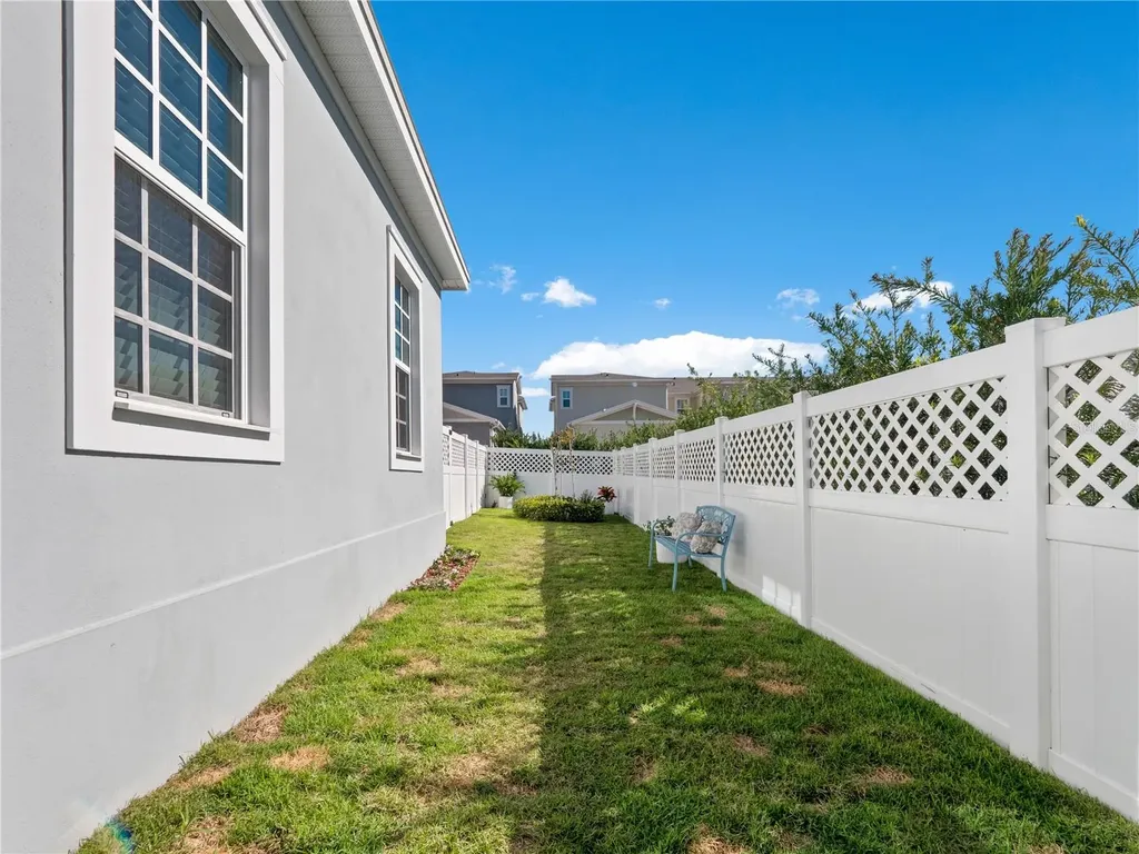7484 Estuary Lake Loop Celebration FL 34747