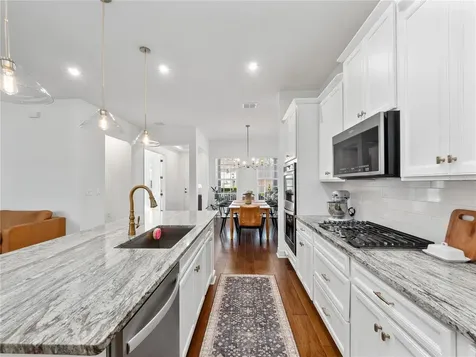 7484 Estuary Lake Loop Celebration FL 34747